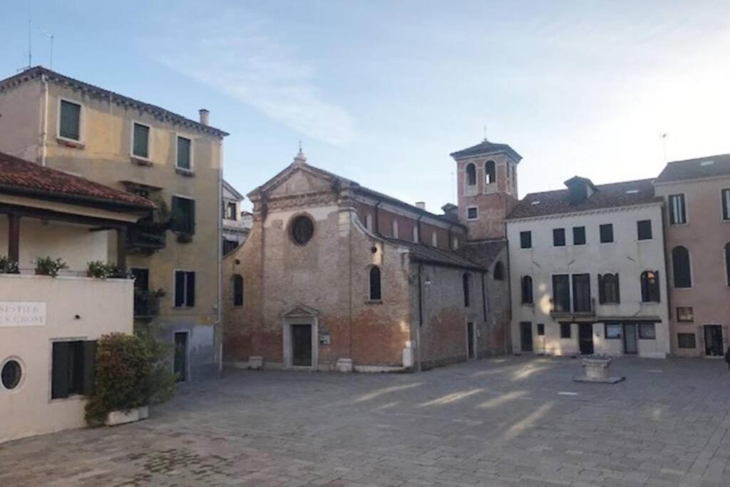 Appartamento Tipico Con Corte Privata Venedig Exterior foto