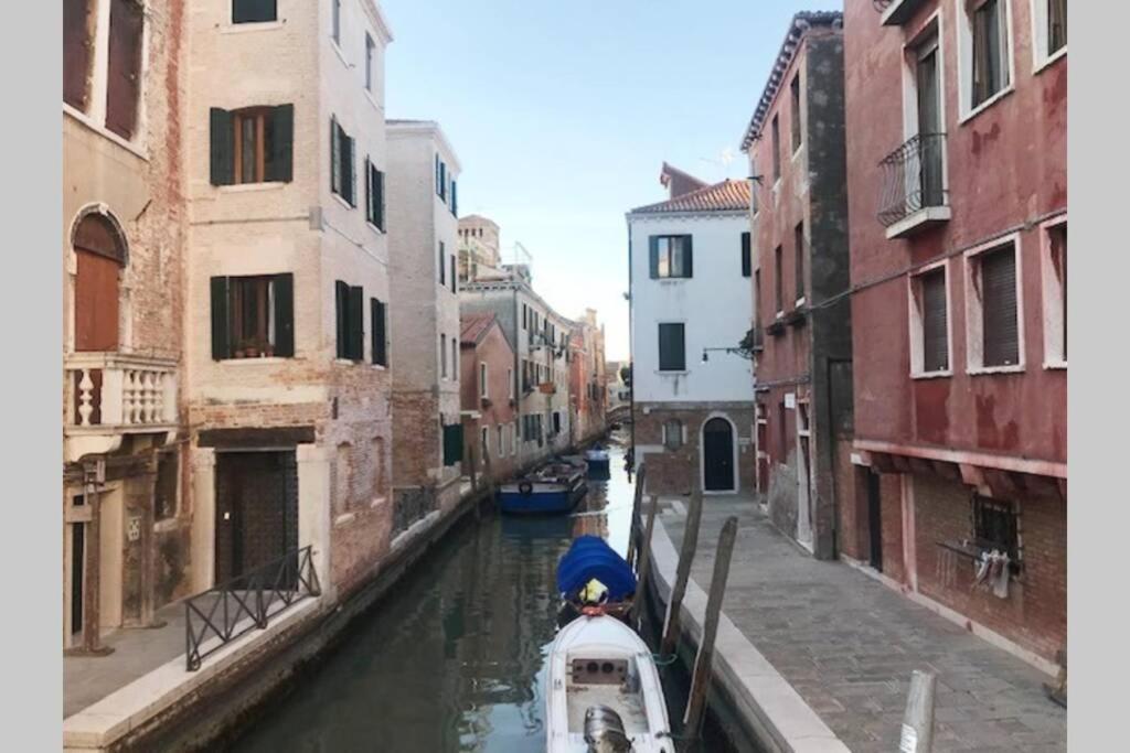 Appartamento Tipico Con Corte Privata Venedig Exterior foto